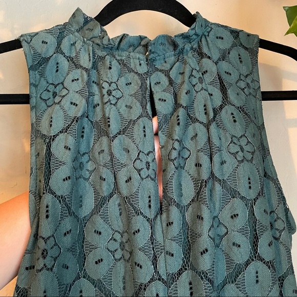 Paper Crane Green Lace Dress - Picture 4 of 7